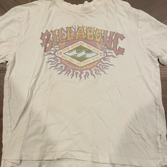 Women's Billabong over sizes tee in white size small - Picture 1 of 2